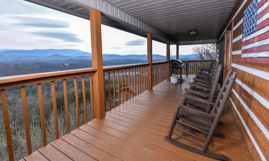 Smoky View With A Twist Villa Pigeon Forge Exteriör bild