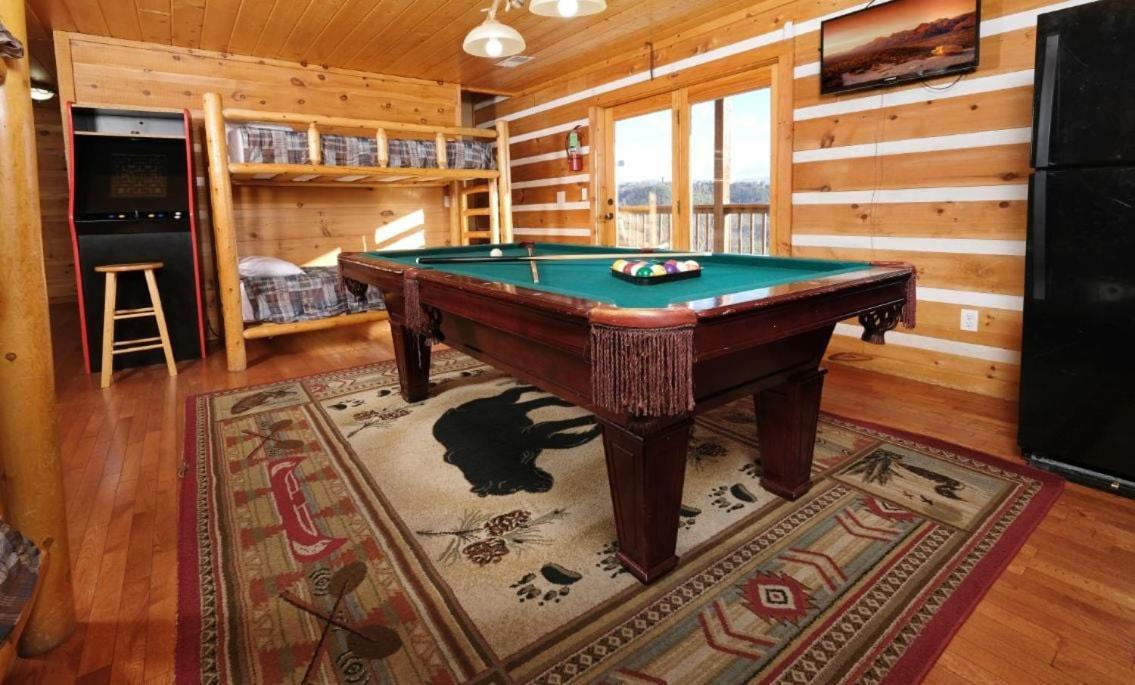 Smoky View With A Twist Villa Pigeon Forge Exteriör bild